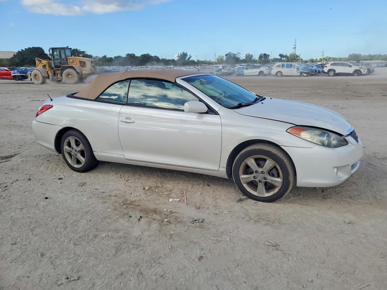 2006 TOYOTA CAMRY SOLARA SE photo 4
