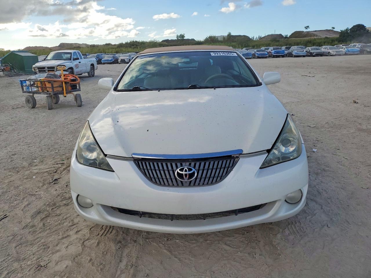 2006 TOYOTA CAMRY SOLARA SE photo 5