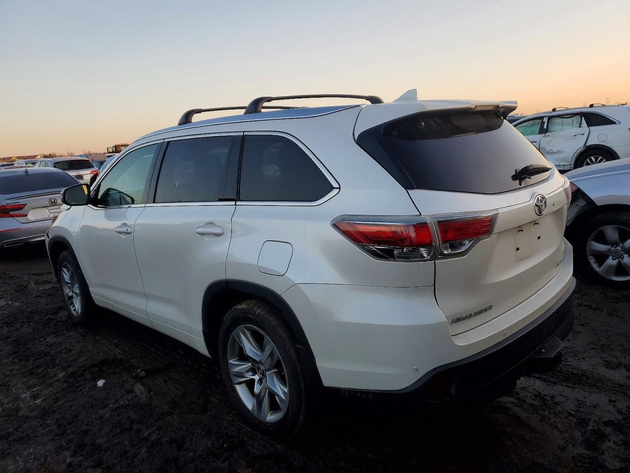 2016 TOYOTA HIGHLANDER LIMITED photo 2