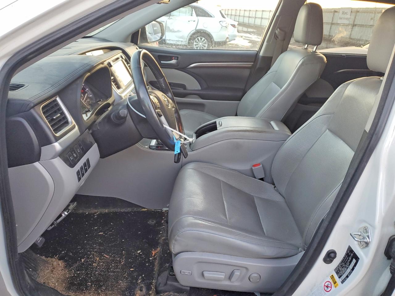 2016 TOYOTA HIGHLANDER LIMITED photo 7