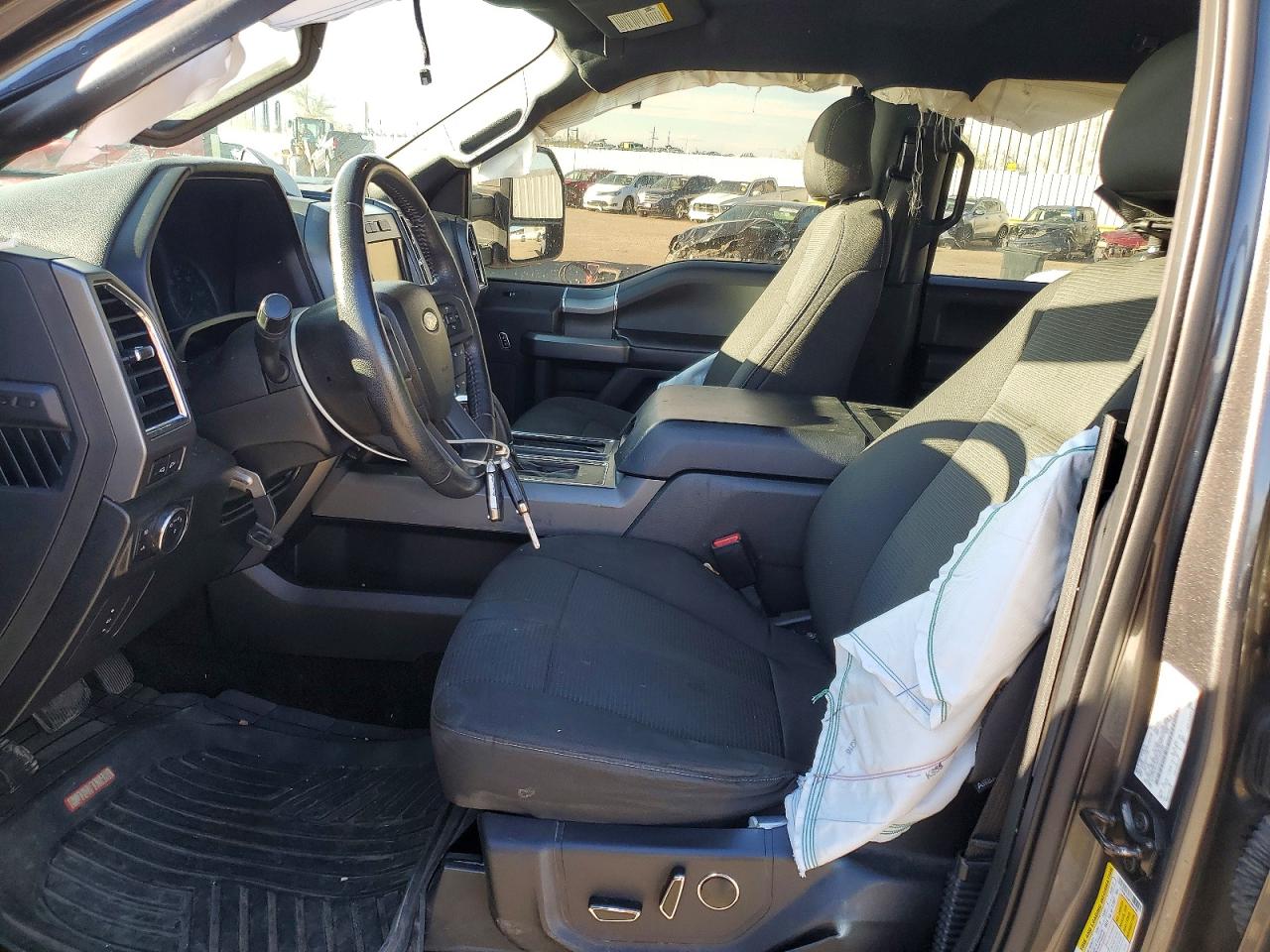 2015 FORD F150 SUPERCREW photo 13