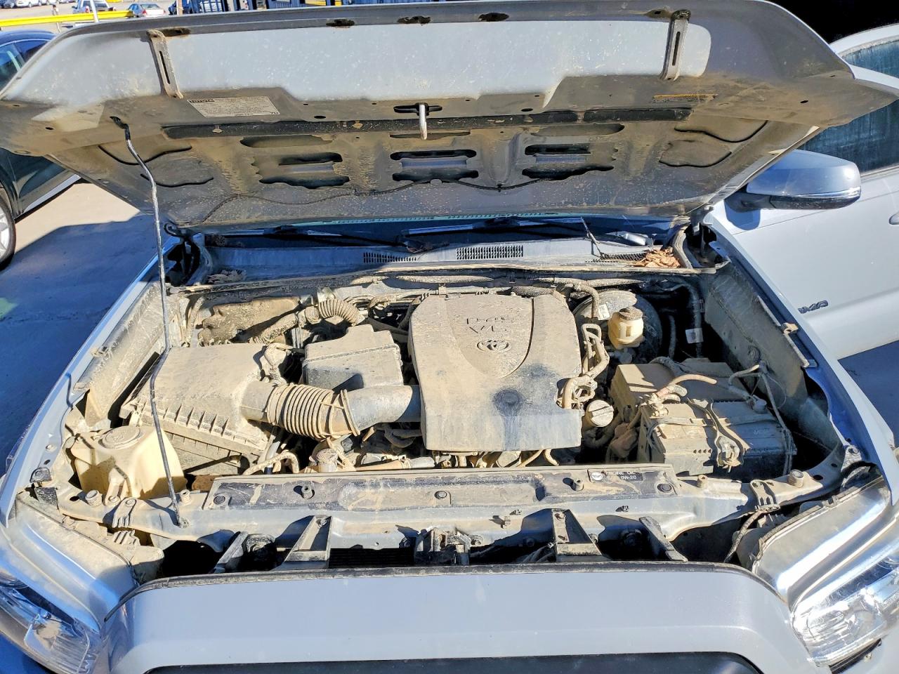 2019 TOYOTA TACOMA DOUBLE CAB photo 11