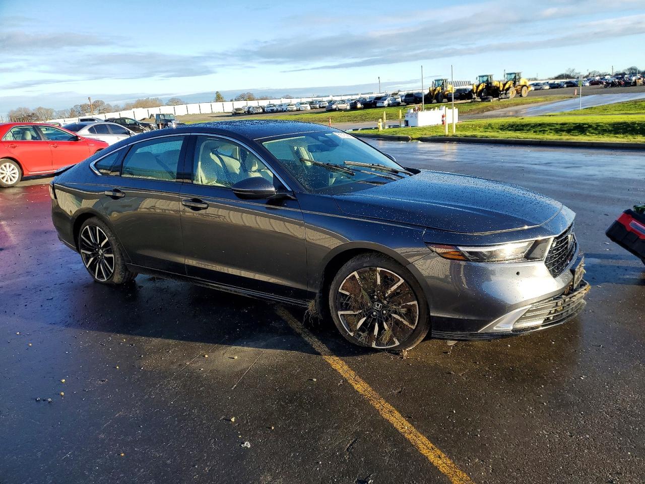 2025 HONDA ACCORD TOURING HYBRID photo 4