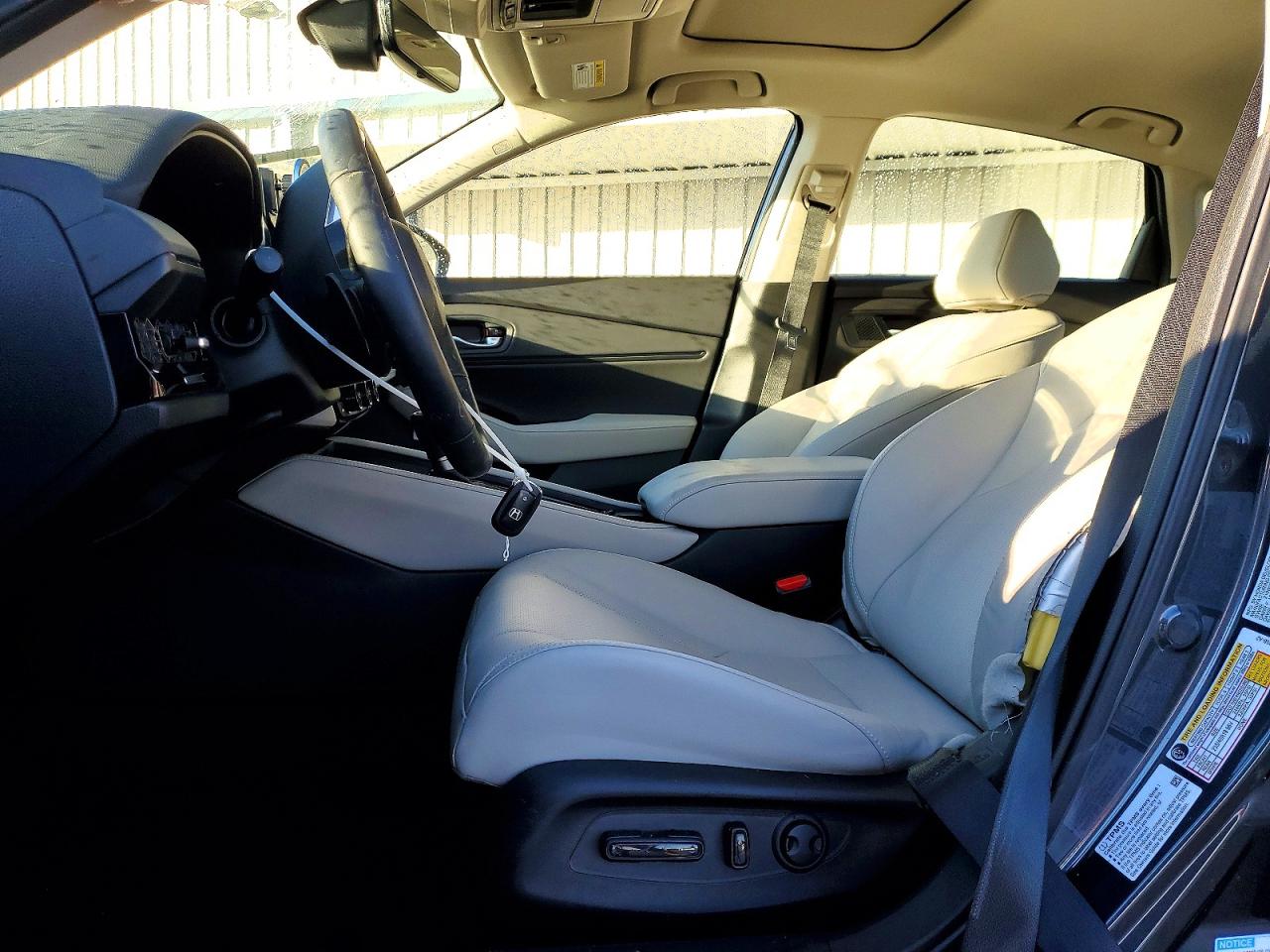 2025 HONDA ACCORD TOURING HYBRID photo 7