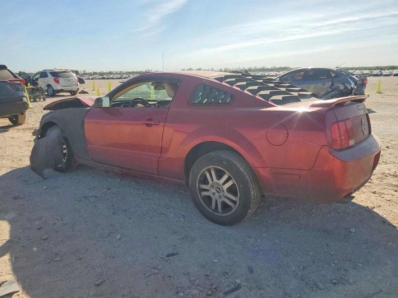 2006 FORD MUSTANG GT photo 2