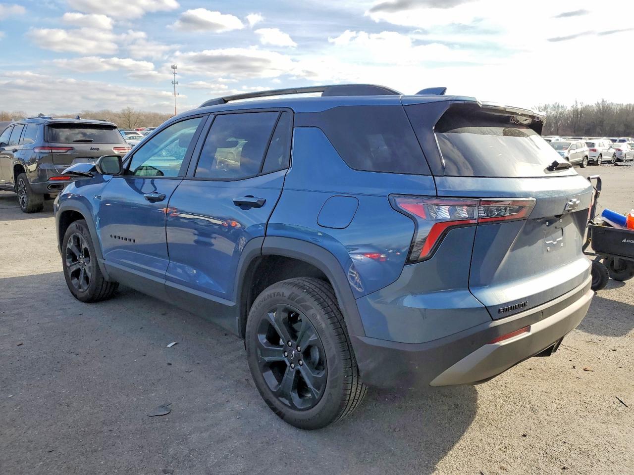 2026 CHEVROLET EQUINOX LT photo 2