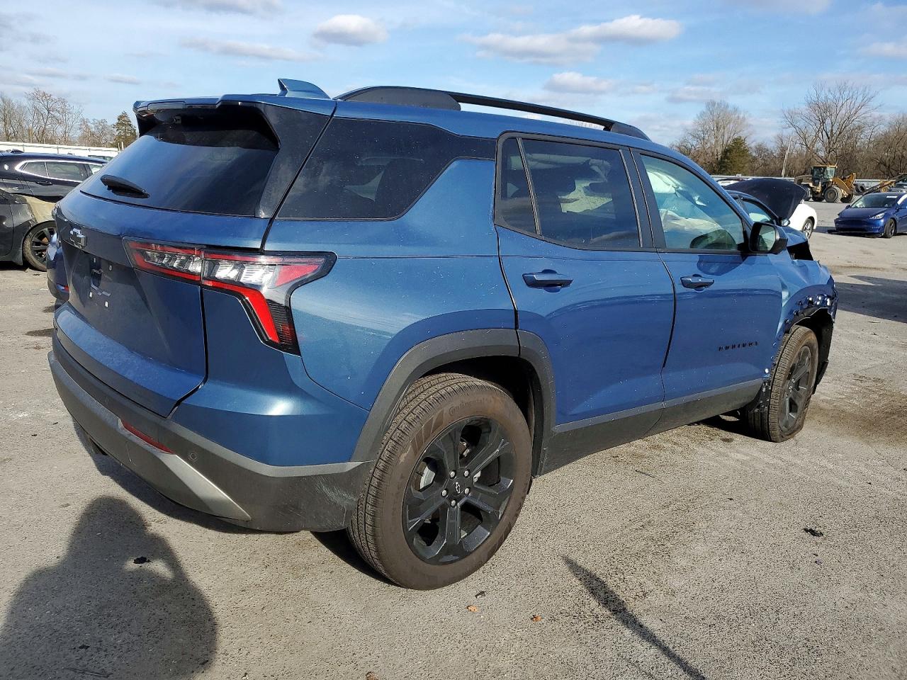 2026 CHEVROLET EQUINOX LT photo 3