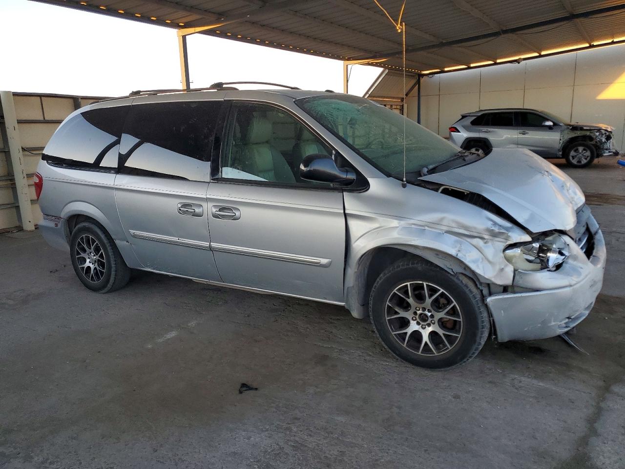 2007 CHRYSLER TOWN & COUNTRY TOURING photo 4