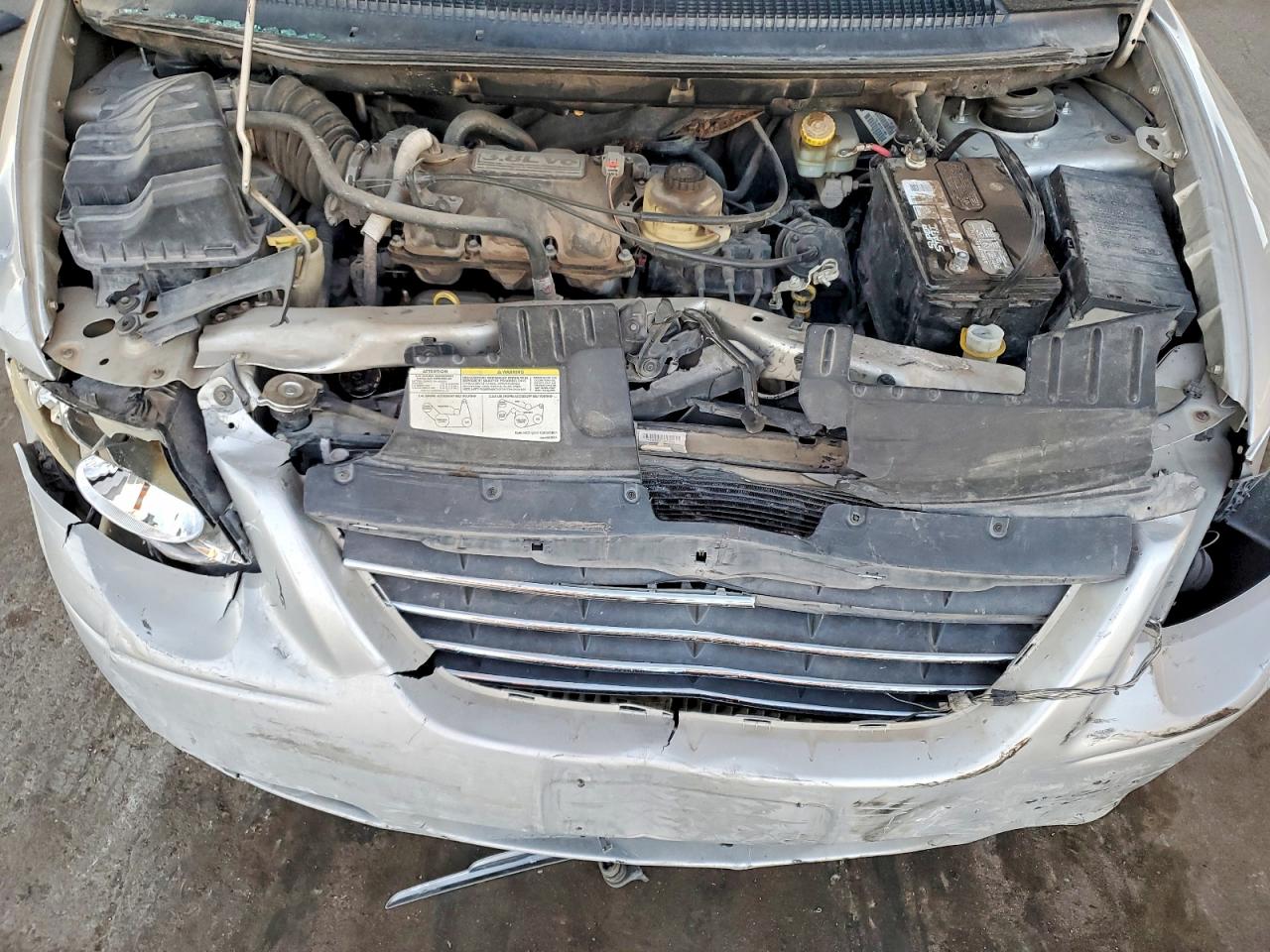 2007 CHRYSLER TOWN & COUNTRY TOURING photo 12