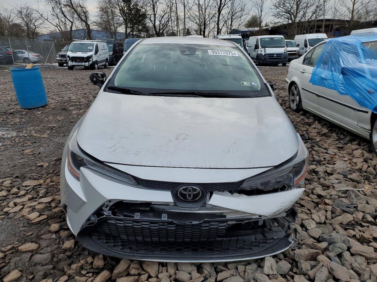 2022 TOYOTA COROLLA LE photo 5