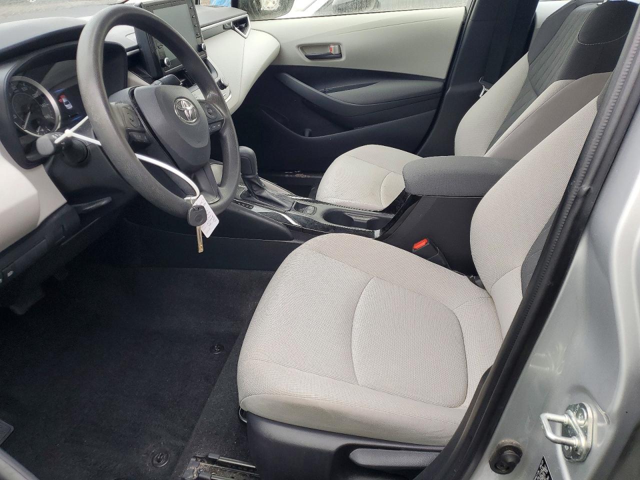 2022 TOYOTA COROLLA LE photo 7