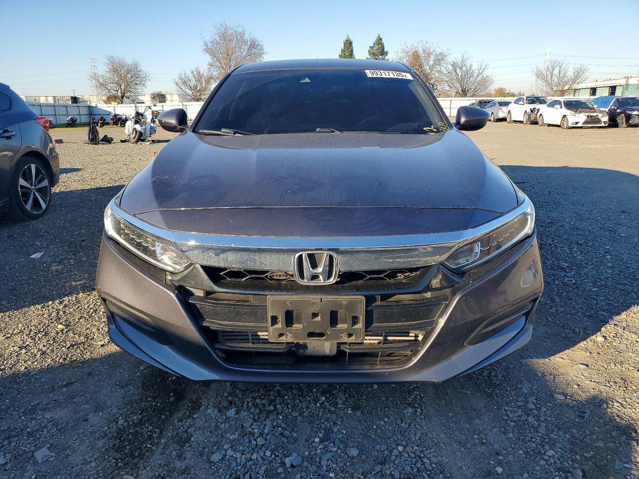 2018 HONDA ACCORD LX photo 5