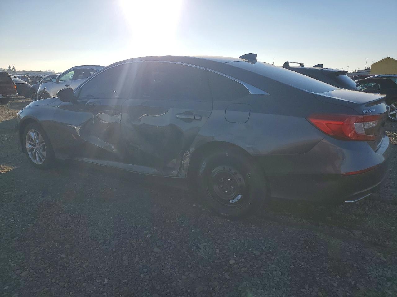 2018 HONDA ACCORD LX photo 2