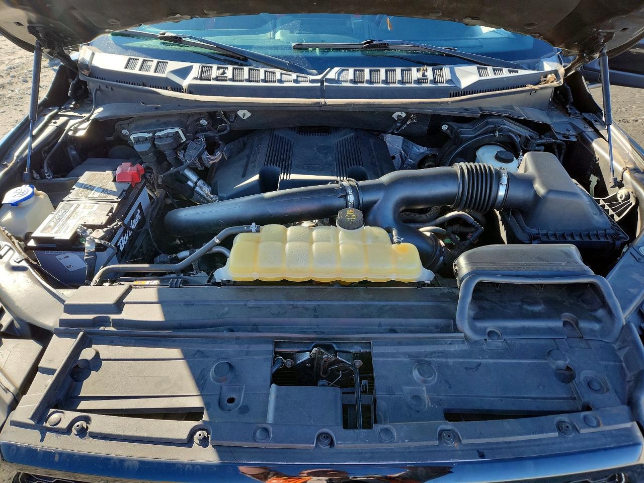 2018 FORD F150 SUPERCREW photo 11