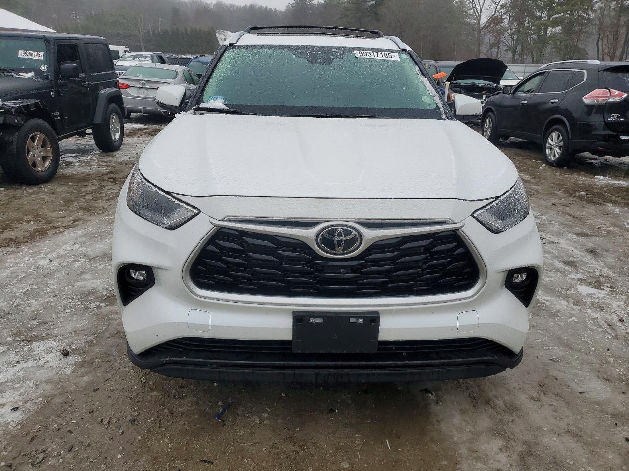 2023 TOYOTA HIGHLANDER L photo 9