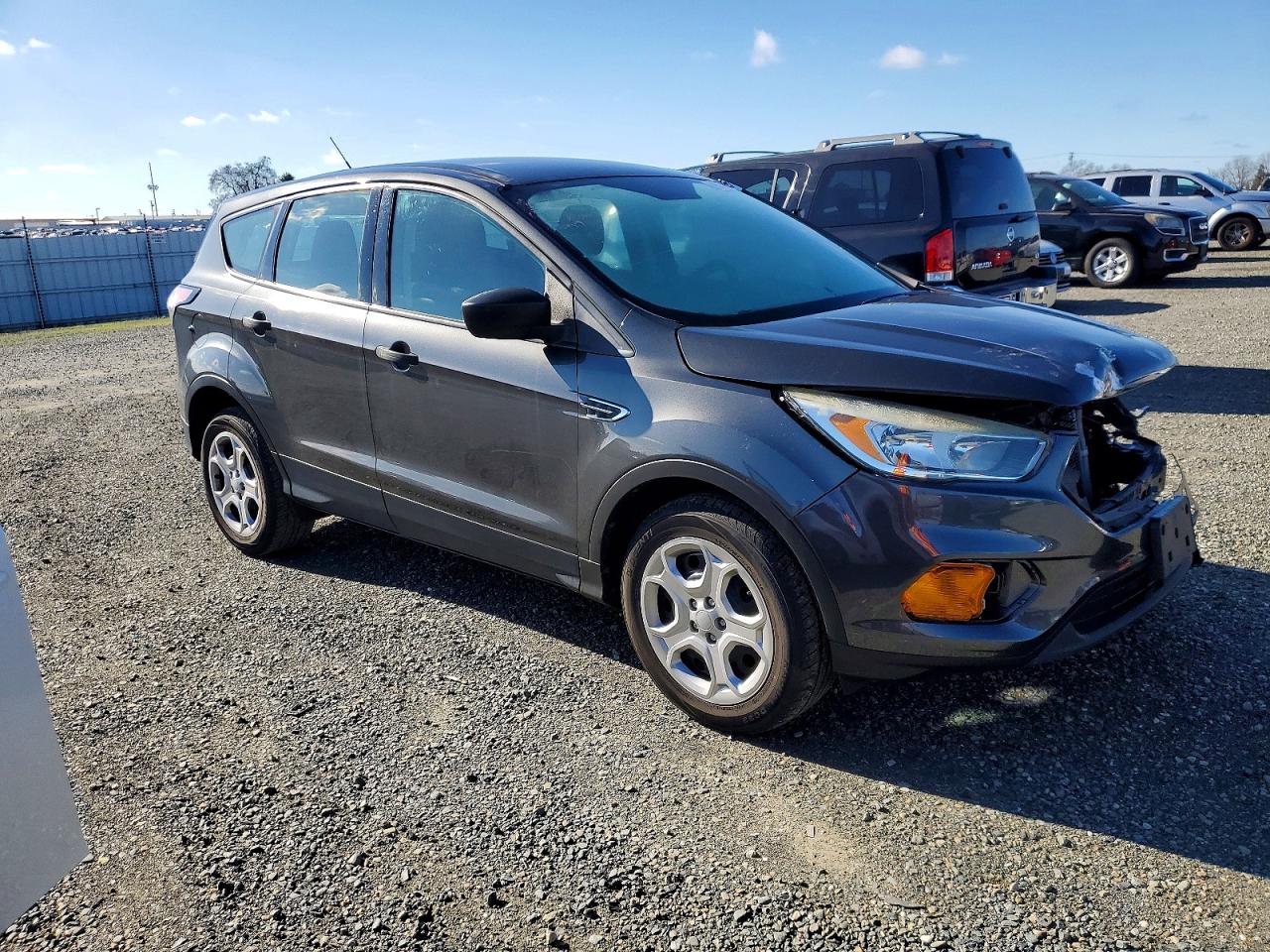 2017 FORD ESCAPE S photo 4