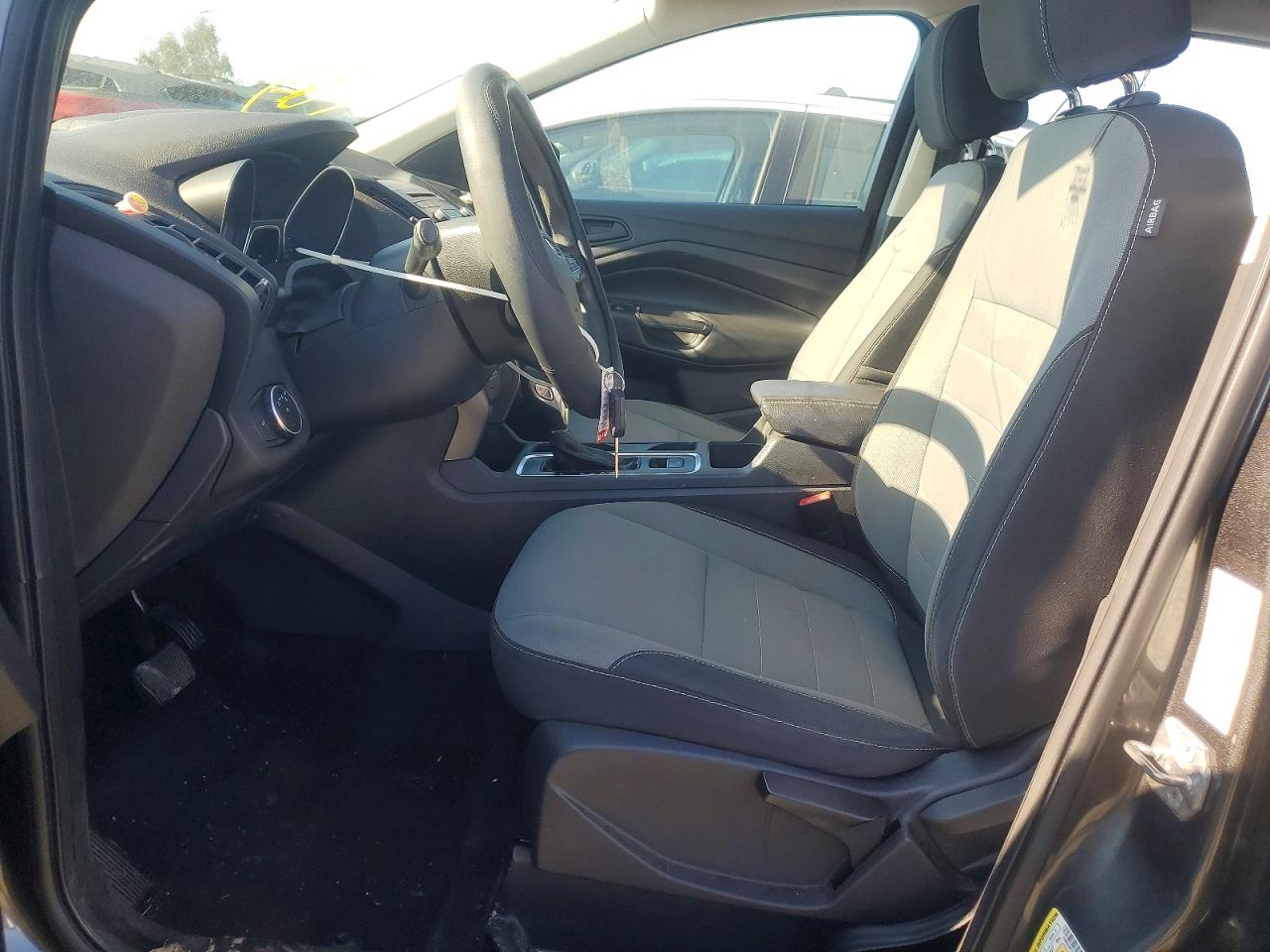 2017 FORD ESCAPE S photo 7