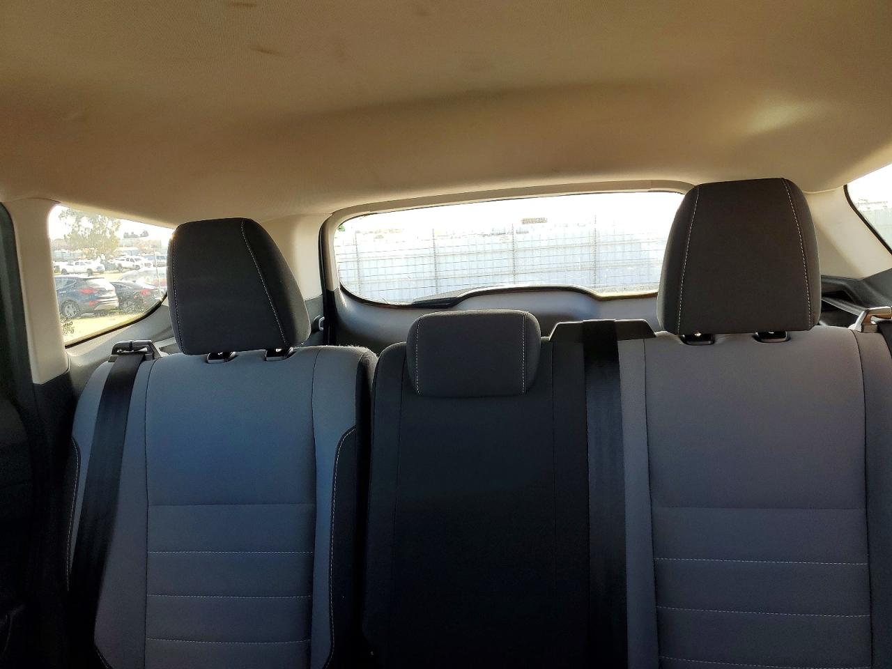 2017 FORD ESCAPE S photo 10
