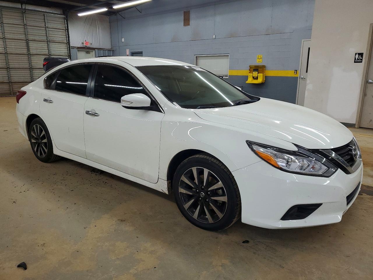 2018 NISSAN ALTIMA 2.5 photo 4