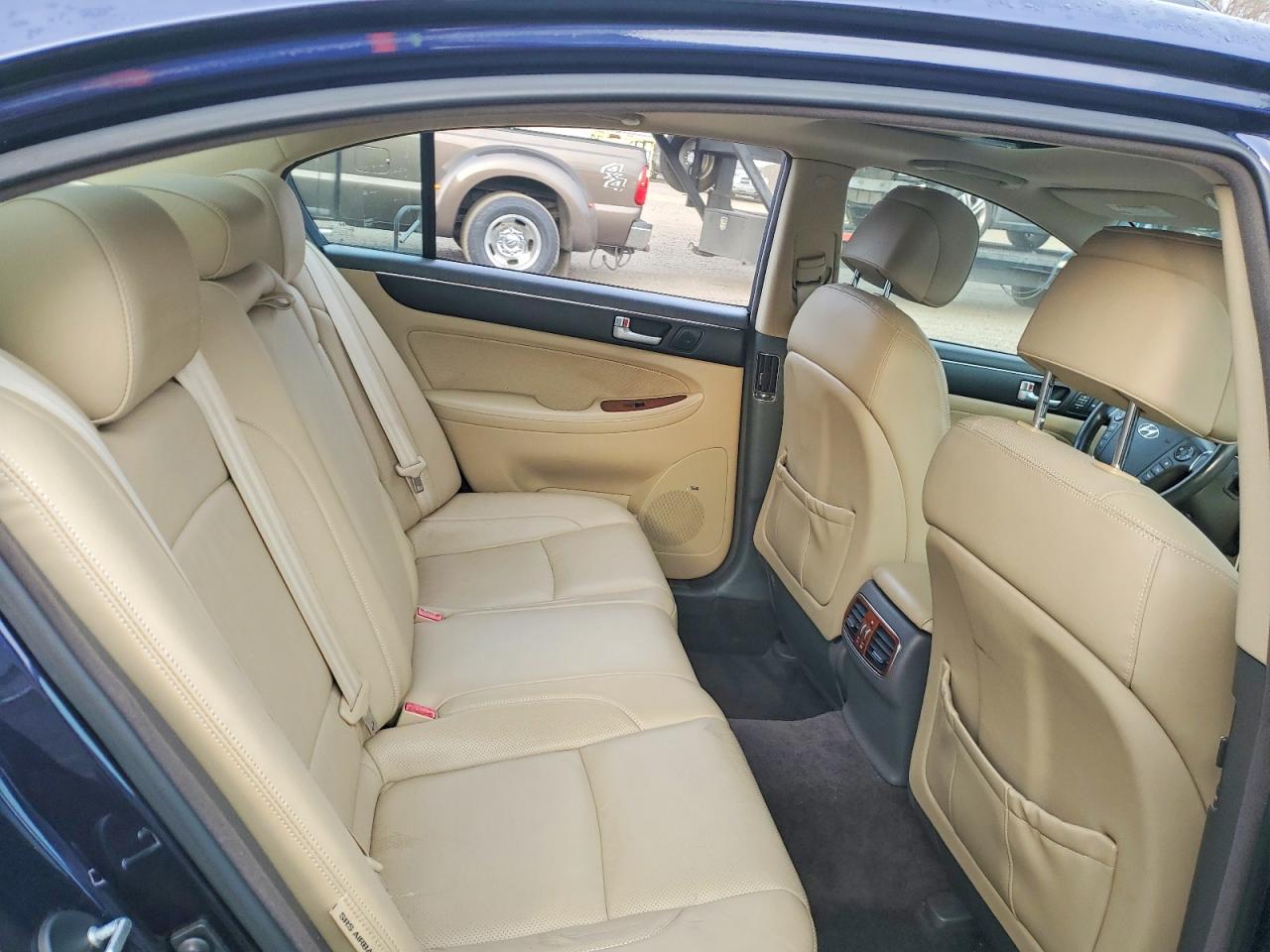 2012 HYUNDAI GENESIS 3.8L photo 10