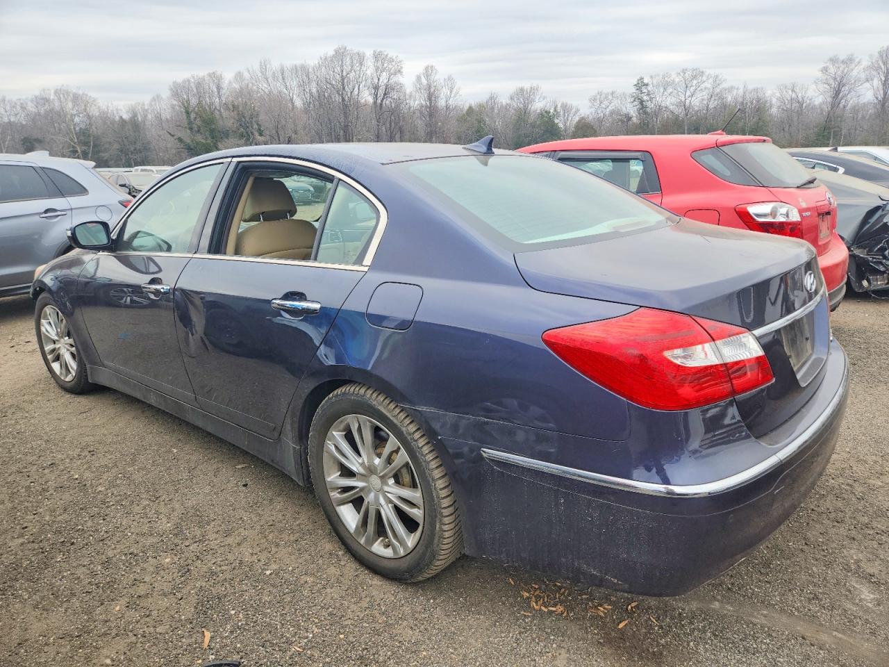 2012 HYUNDAI GENESIS 3.8L photo 2
