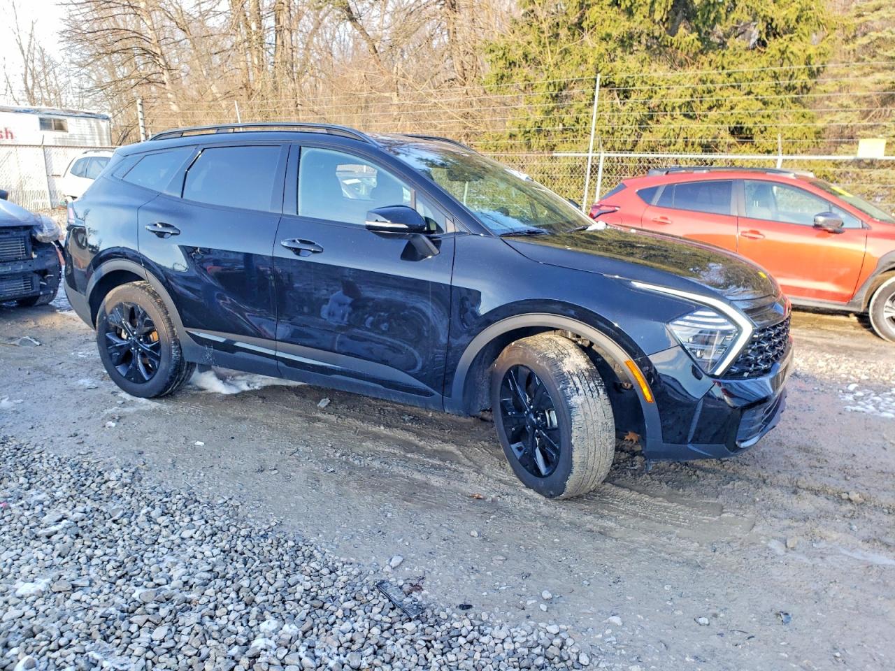 2025 KIA SPORTAGE X LINE photo 4