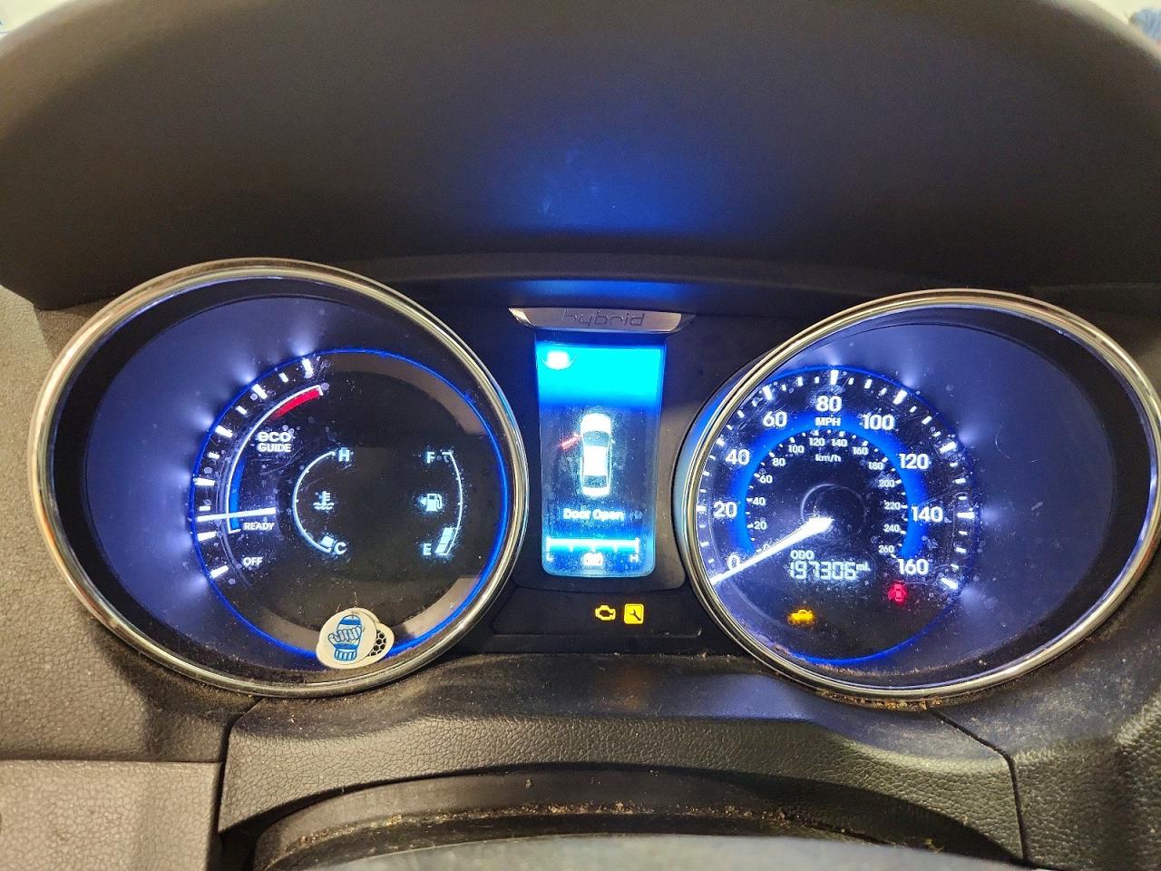 2015 HYUNDAI SONATA HYBRID photo 9