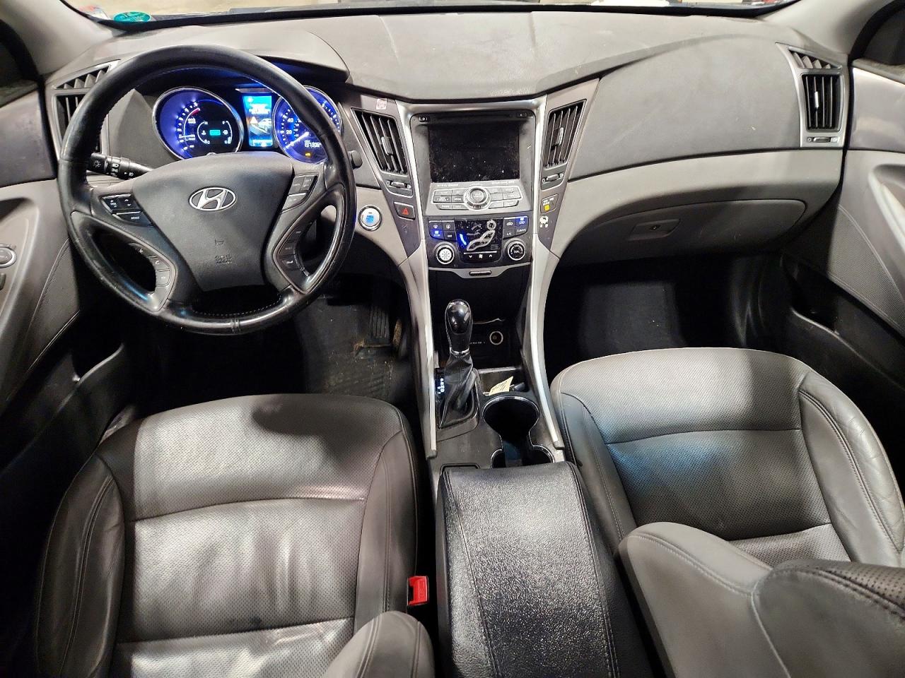 2015 HYUNDAI SONATA HYBRID photo 8