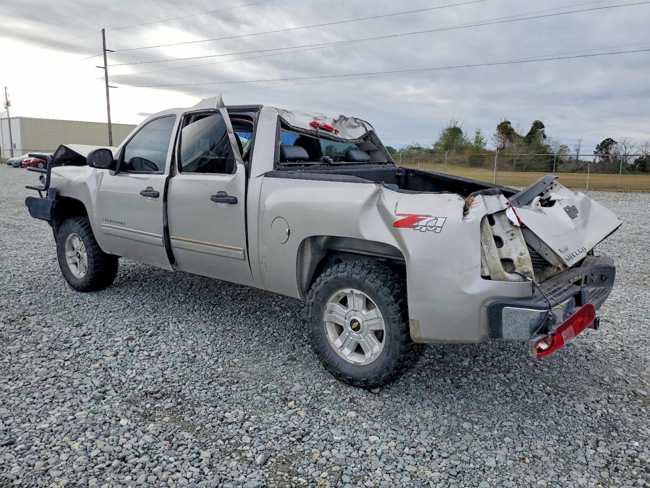 2009 CHEVROLET SILVERADO K1500 LT photo 3