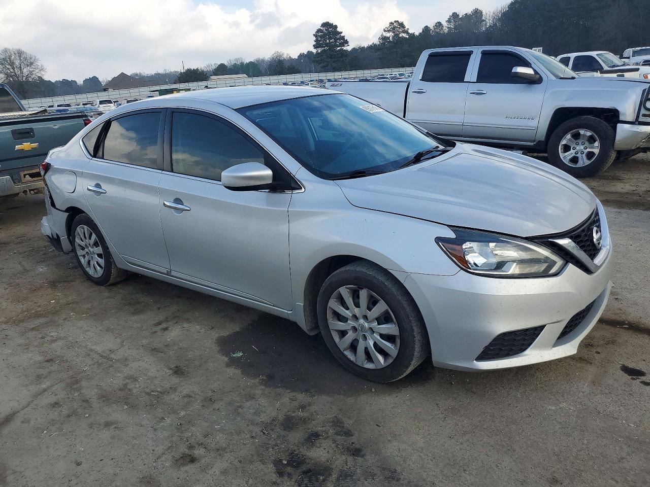 2018 NISSAN SENTRA S photo 4