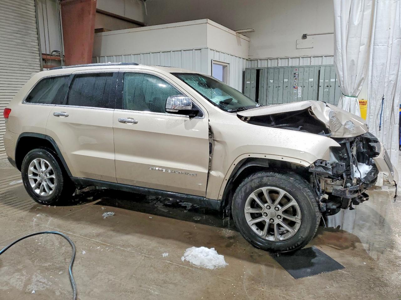 2014 JEEP GRAND CHEROKEE LIMITED photo 4