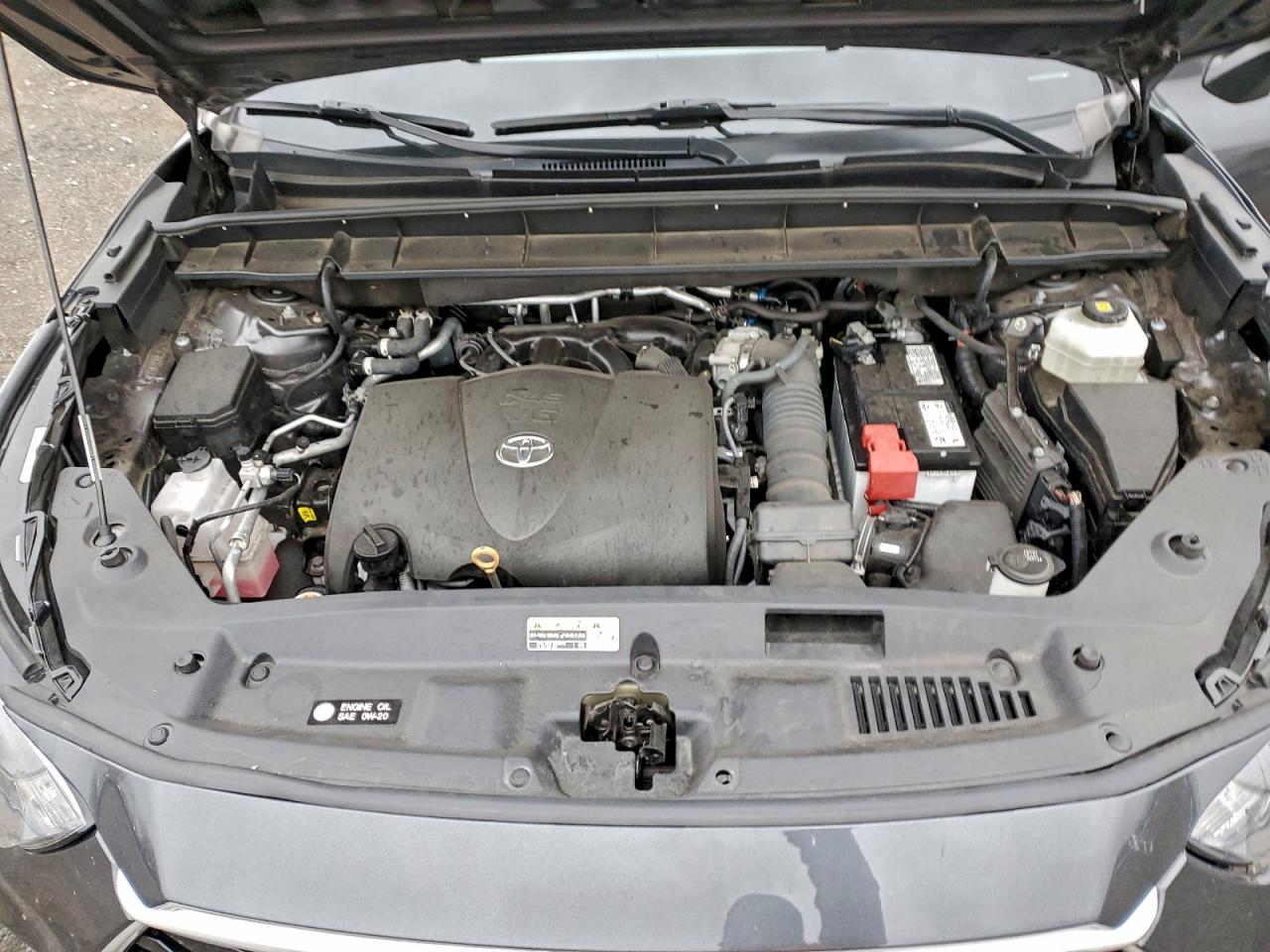 2022 TOYOTA HIGHLANDER XLE photo 12