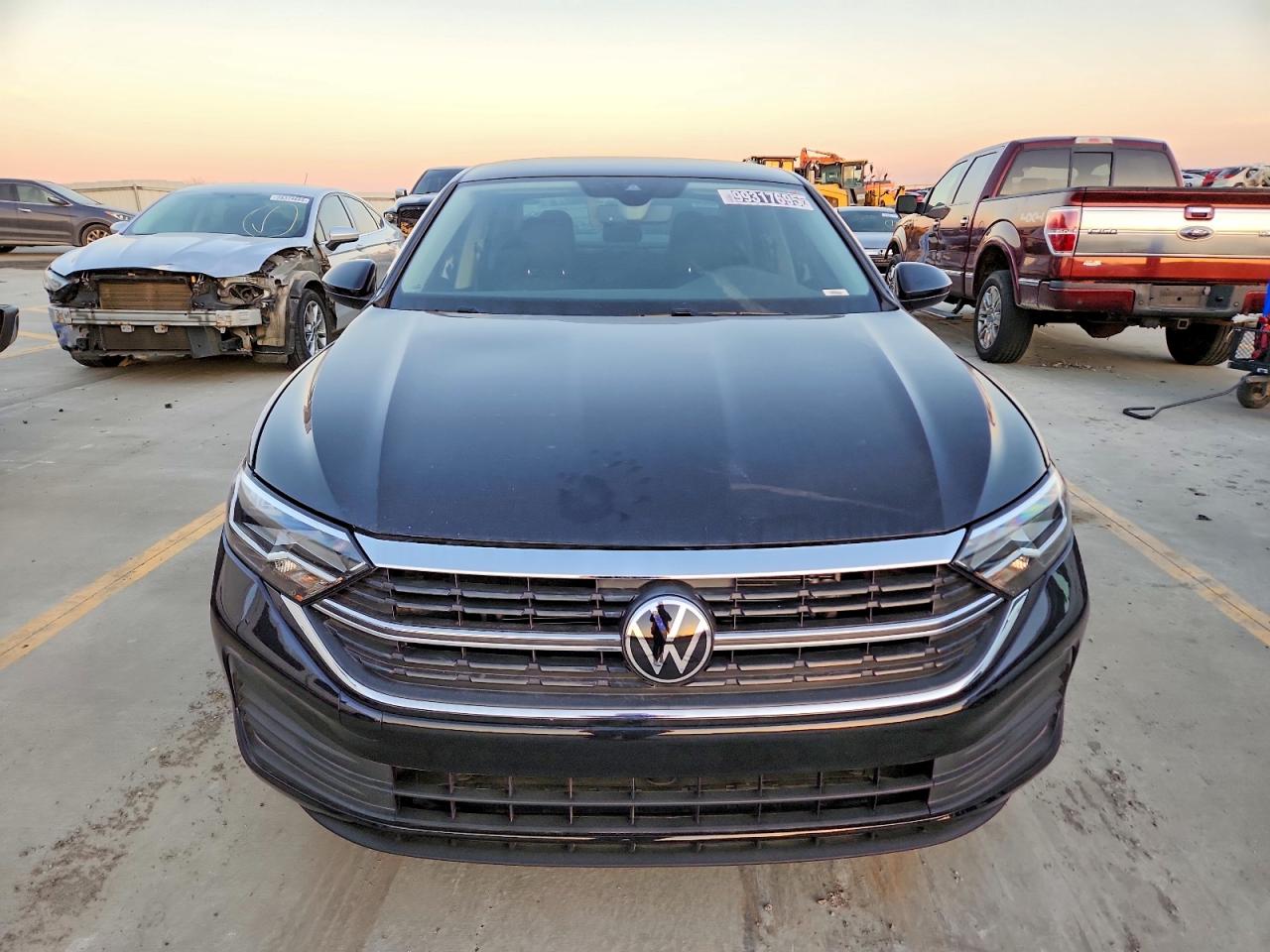 2023 VOLKSWAGEN JETTA SE photo 5