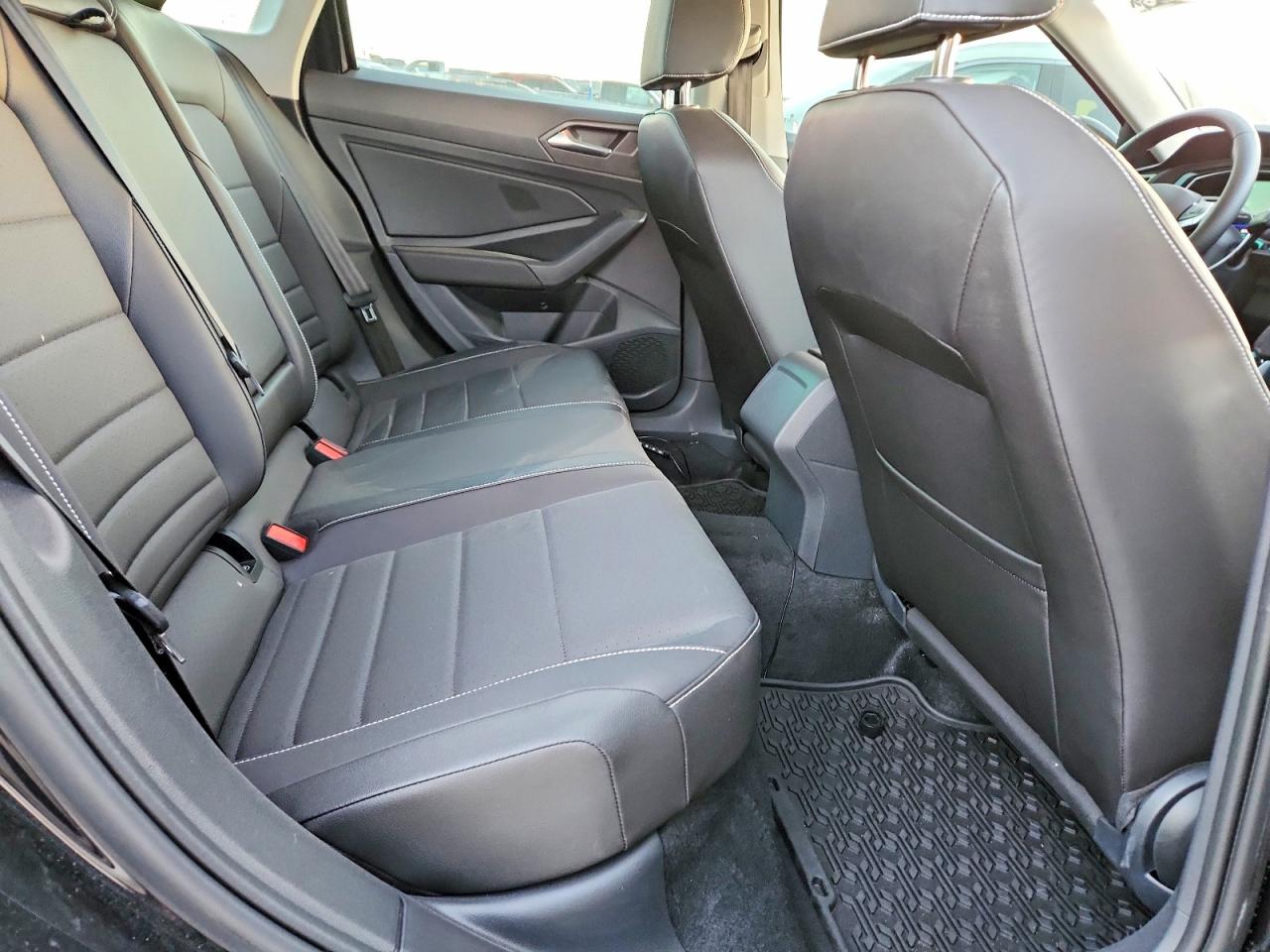 2023 VOLKSWAGEN JETTA SE photo 10