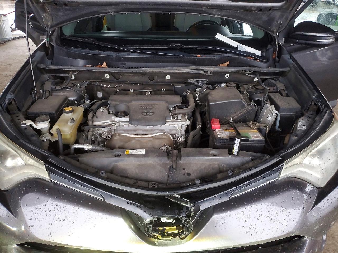 2016 TOYOTA RAV4 XLE photo 11