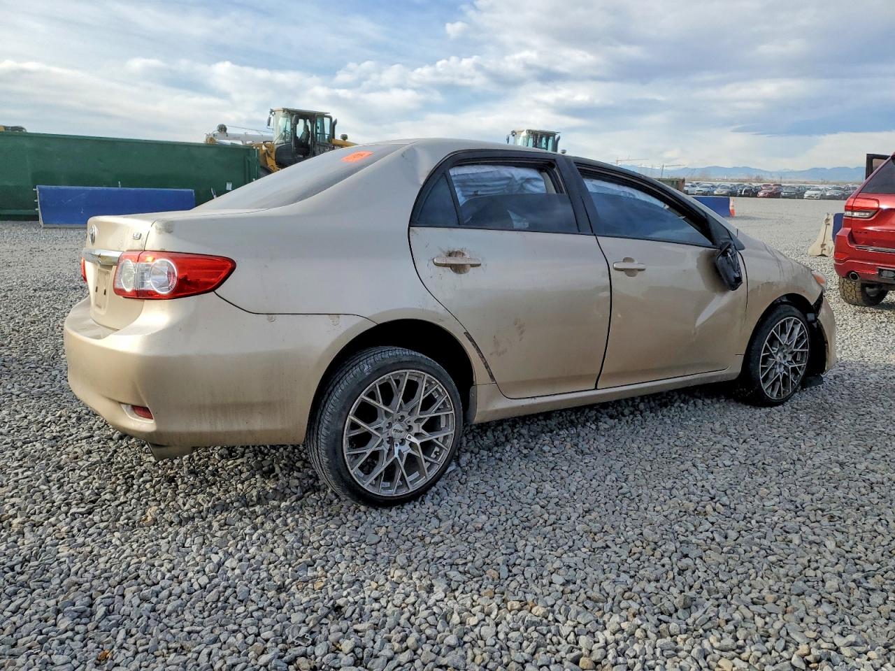 2011 TOYOTA COROLLA BASE photo 3