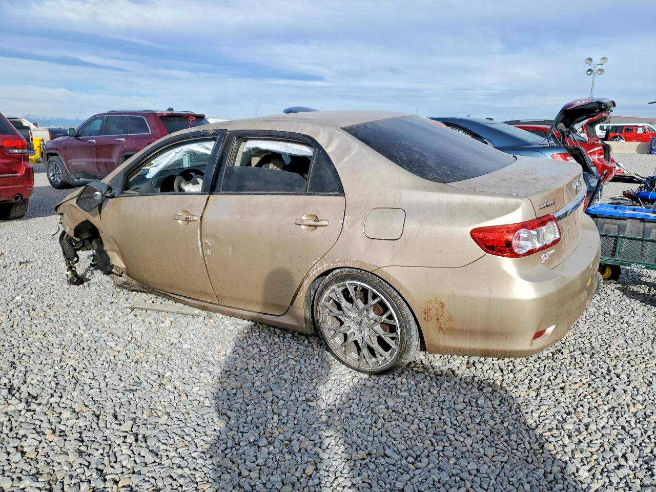 2011 TOYOTA COROLLA BASE photo 2