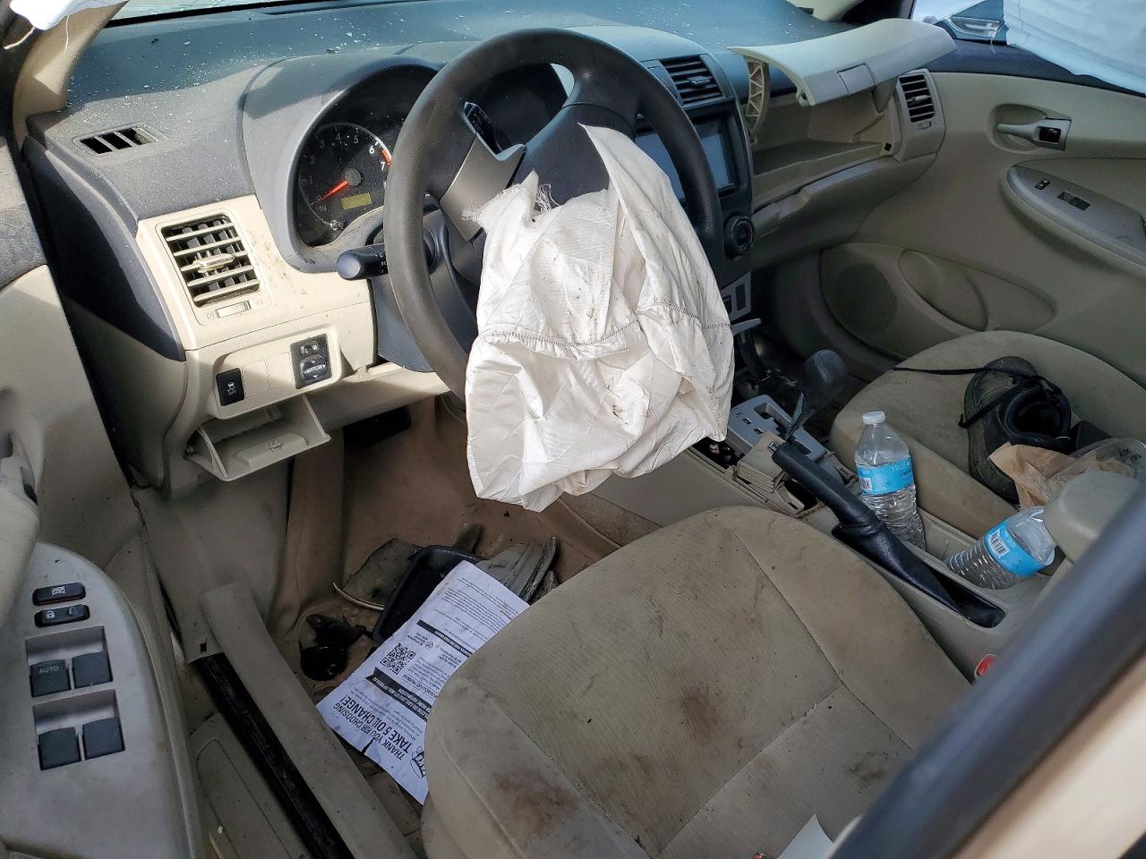 2011 TOYOTA COROLLA BASE photo 8
