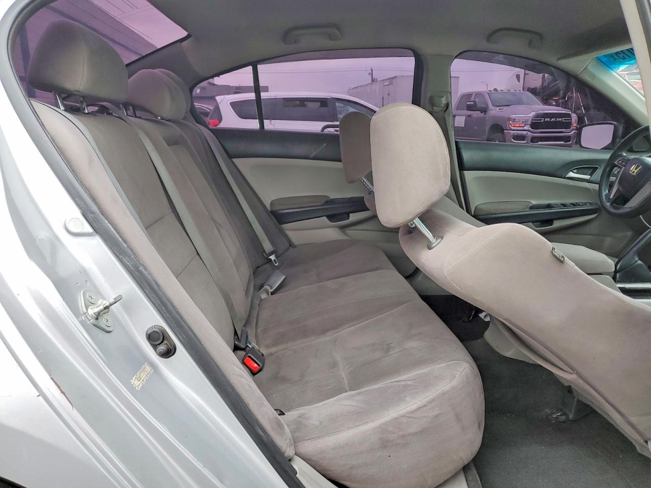 2012 HONDA ACCORD LX photo 28