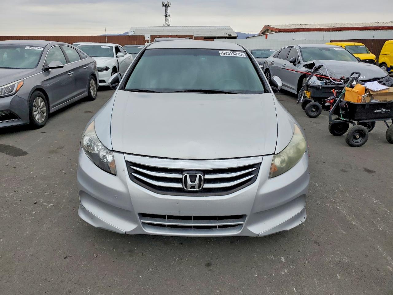 2012 HONDA ACCORD LX photo 13