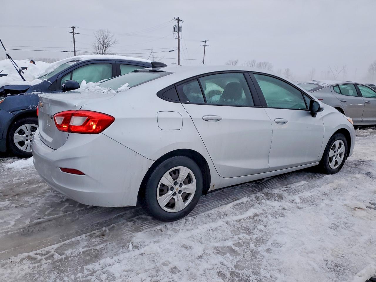 2016 CHEVROLET CRUZE LS photo 3