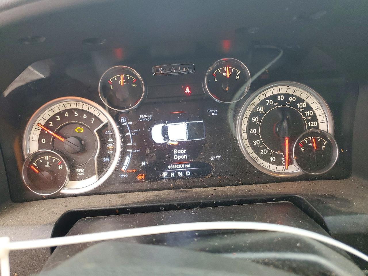 2014 RAM 1500 SLT photo 9