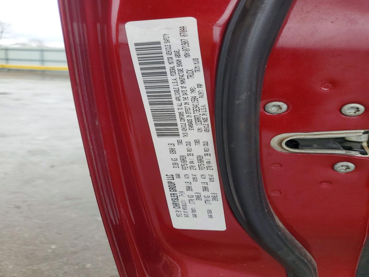 2014 RAM 1500 SLT photo 12