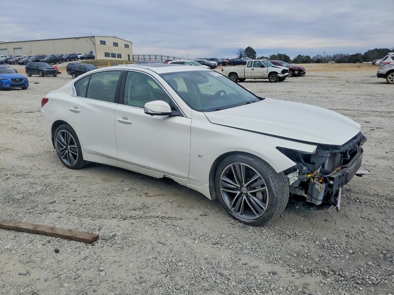 2015 INFINITI Q50 BASE photo 4