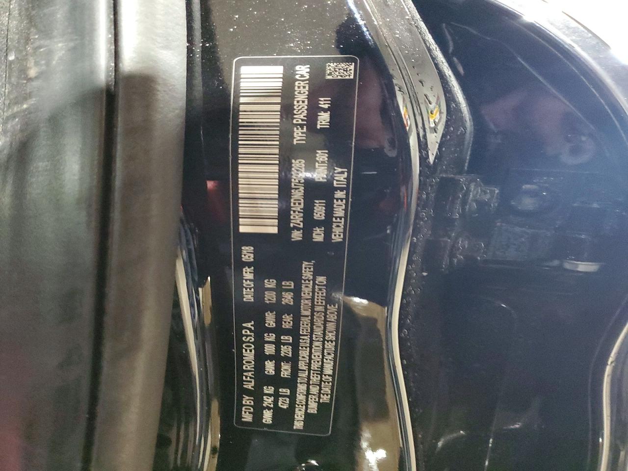 2018 ALFA ROMEO GIULIA Q4 photo 12