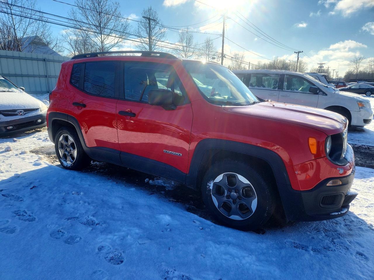 2017 JEEP RENEGADE SPORT photo 4