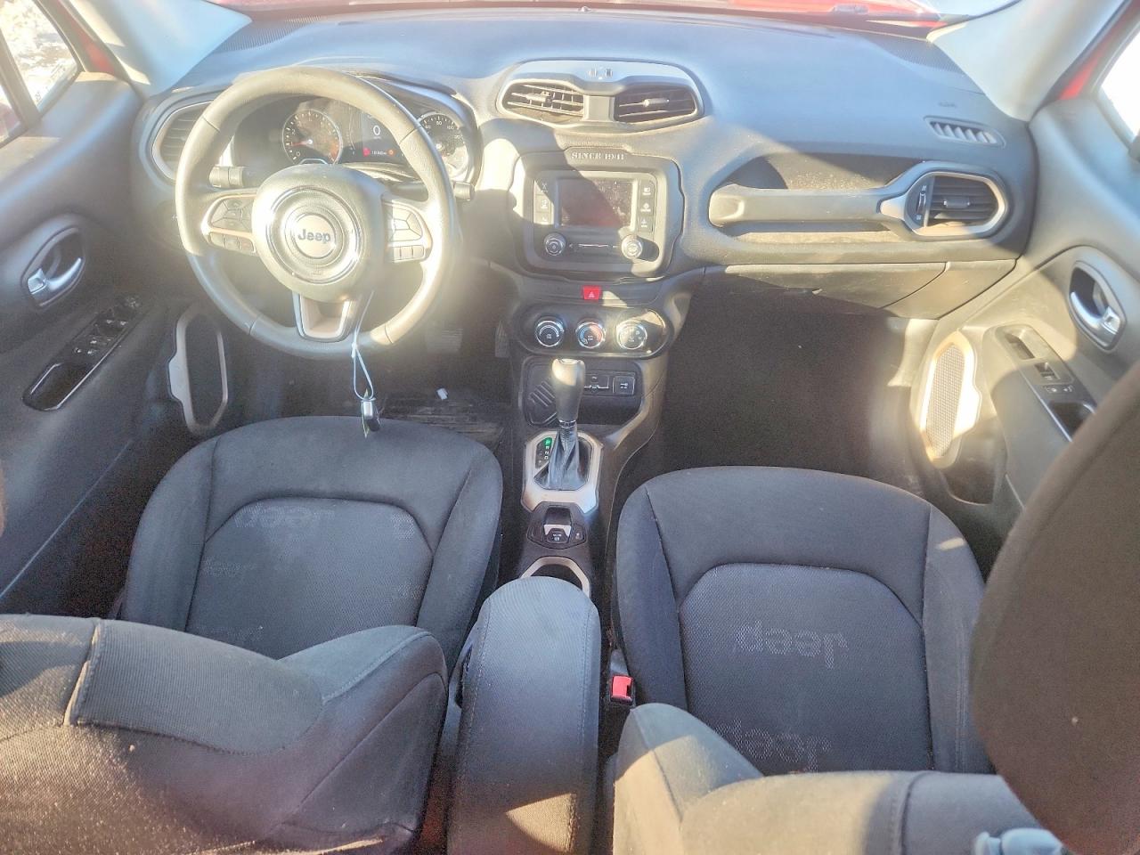 2017 JEEP RENEGADE SPORT photo 8