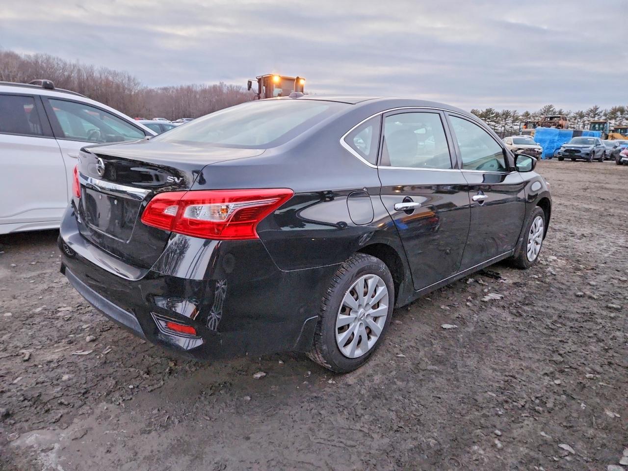 2016 NISSAN SENTRA S photo 3
