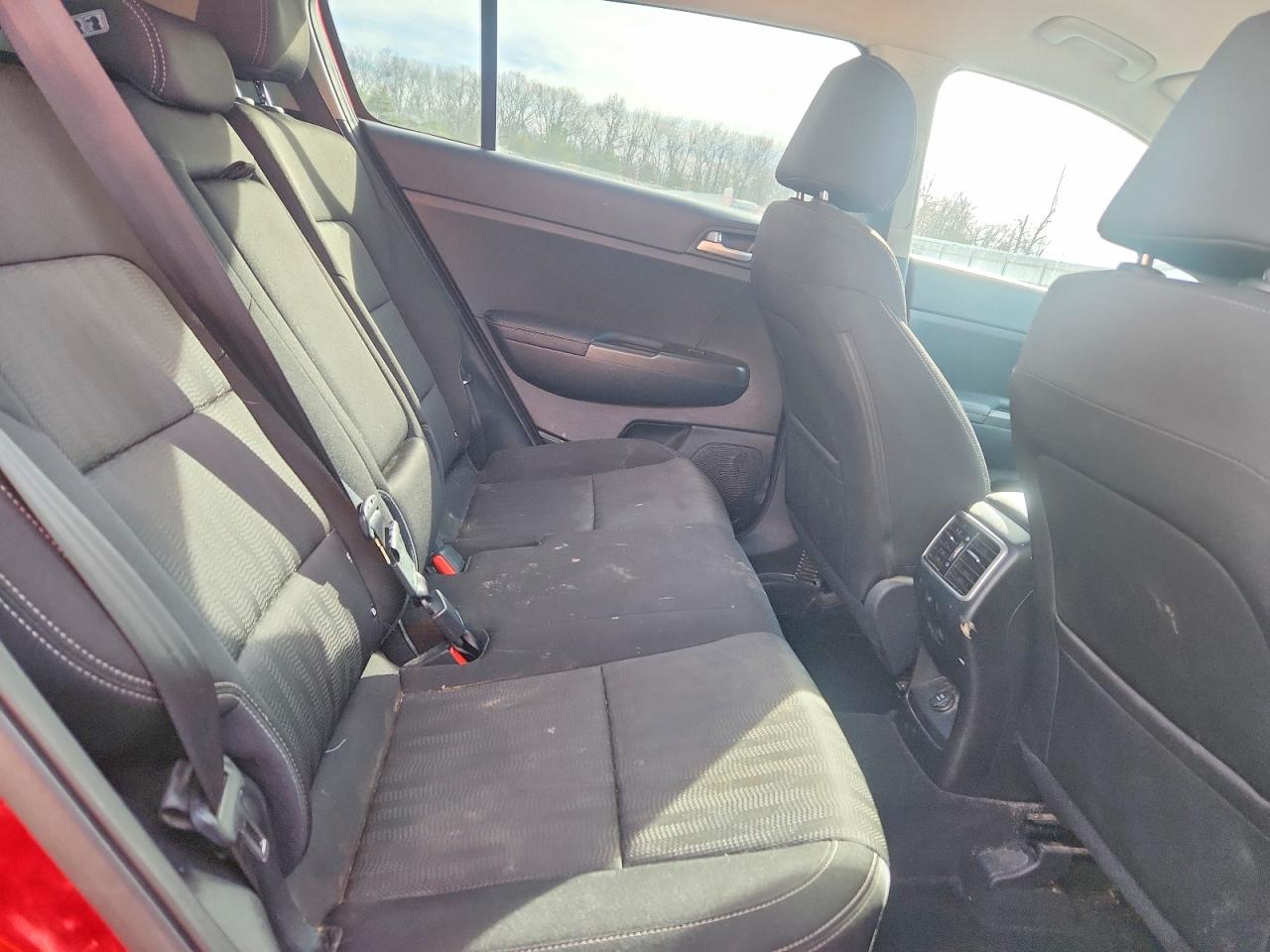 2019 KIA SPORTAGE LX photo 11