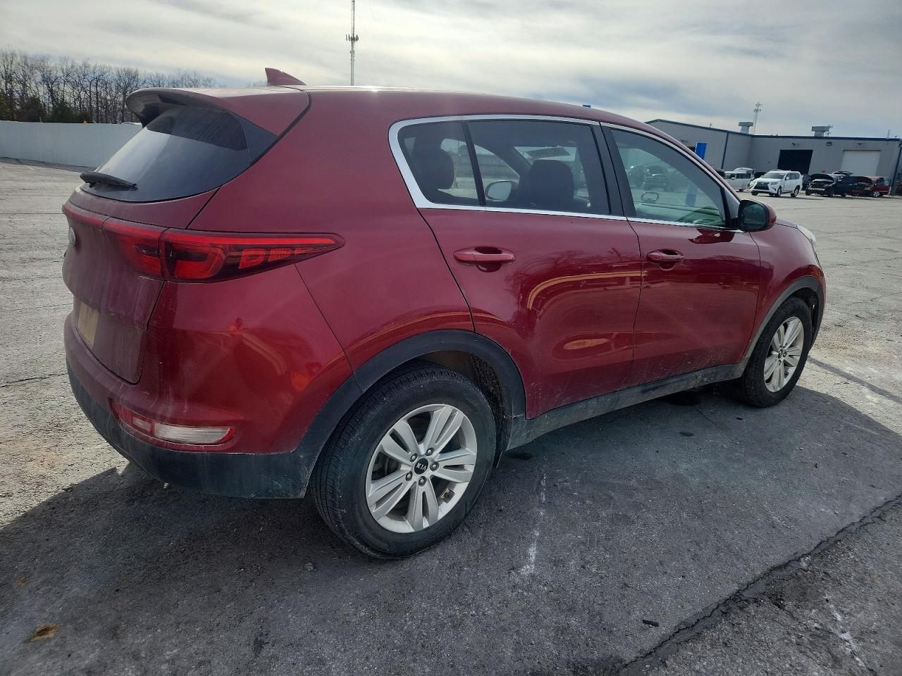 2019 KIA SPORTAGE LX photo 3